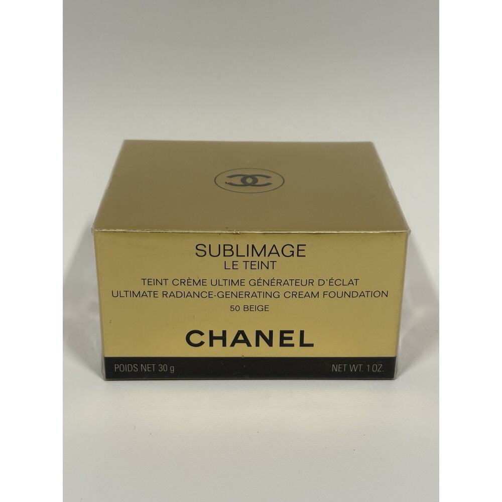 CHANEL SUBLIMAGE LE TEINT Ultimate Radiance-Generating Cream Foundation 50 Beige